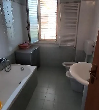 Intero Alloggio Da Milva דירה *